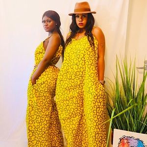 Ankara Wild legs jumpsuit has pocket and zipper bk